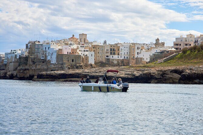 1 Hour and a Half Panoramic Tour of Polignano a Mare by Boat - Why You Get Two Swallows Cave Stops (and How to Use Them)