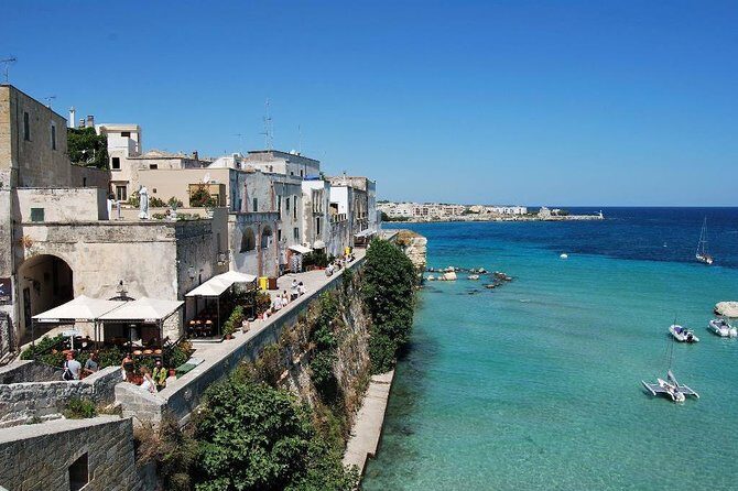 Apulia in 4 Nights with Sightseeing tours and Accomodation - Bari and the countryside: get your bearings fast