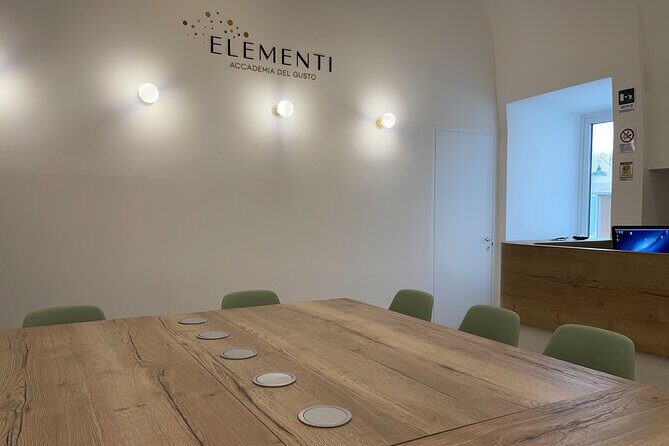 Artisanal ice cream pasta course in Castellana caves - Meet Giordy Babbo at the Gelato Academy Start Point