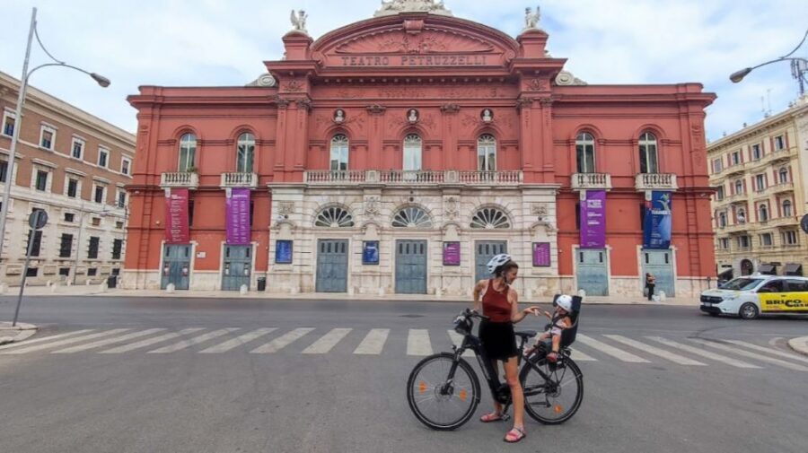 Bari: Guided e-bike tour of seafront & old town - Bari Vecchia lanes: traditions, courtyards, and street pasta-making sights