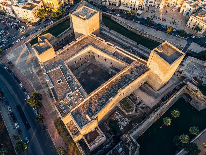 Bari: Norman-Swabian Castle Guided Tour - The museum halls: jewelry, ceramic tableware, and the Norman Room