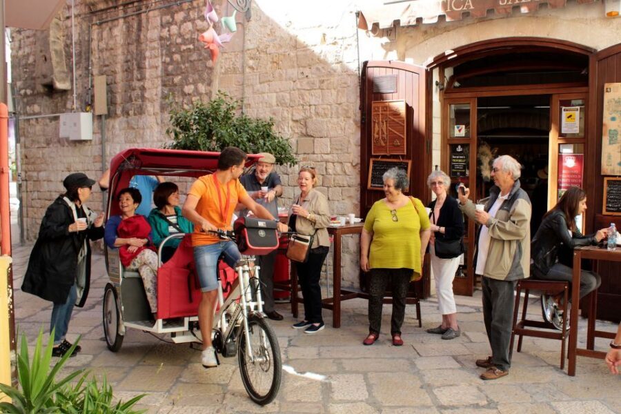 Bari: Rickshaw Street Food Tour - Why Bari Vecchia makes sense by eco rickshaw