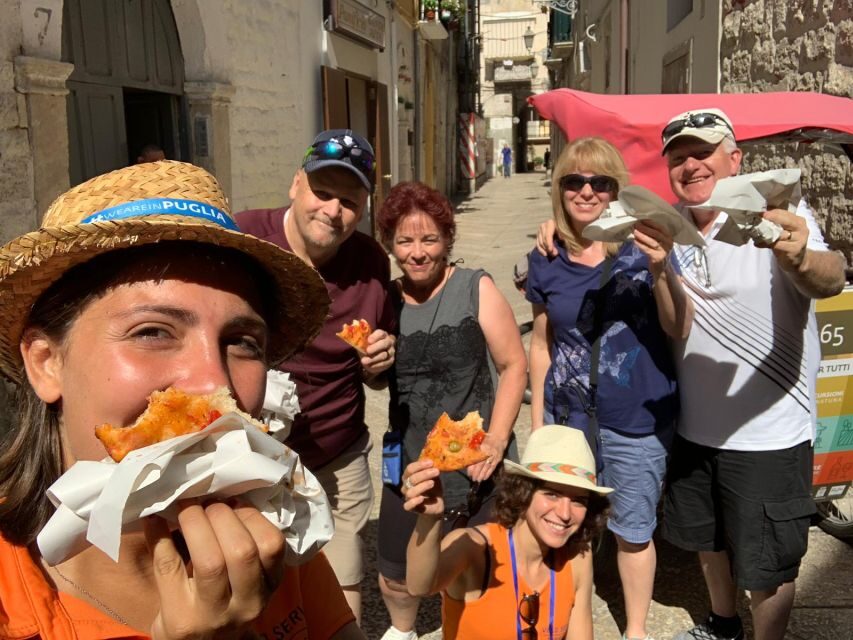Bari: Rickshaw Street Food Tour - Meeting at VELO SERVICE near Piazza Mercantile