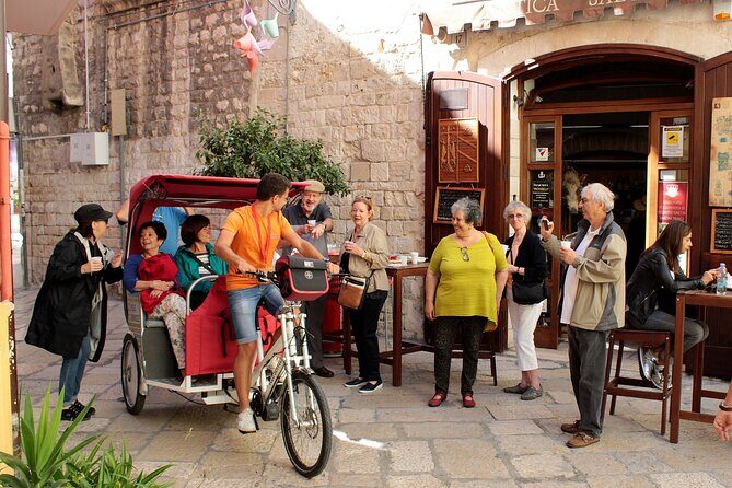 Bari Rickshaw Tour - Piazza Mercantile: Where Bari’s Civic Life Meets the Street