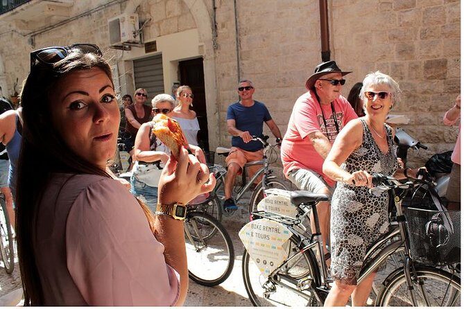 Bari Street Food Bike Tour - Ride Logistics in Bari: Bikes, Lanes, Traffic, and Helmets