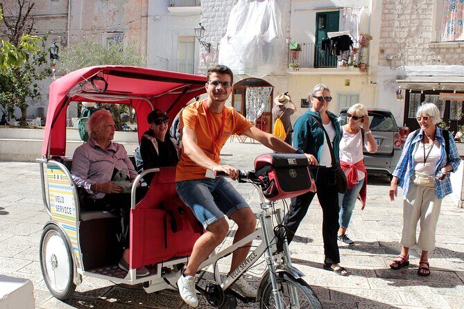 Bari Street Food Tour by Rickshaw - Cattedrale di San Sabino and the Succorpo: the underground surprise