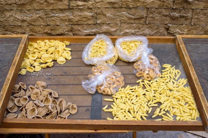 Bari: The Ultimate Street Food Tour with a Local - Small-group energy: the people factor matters in a food tour
