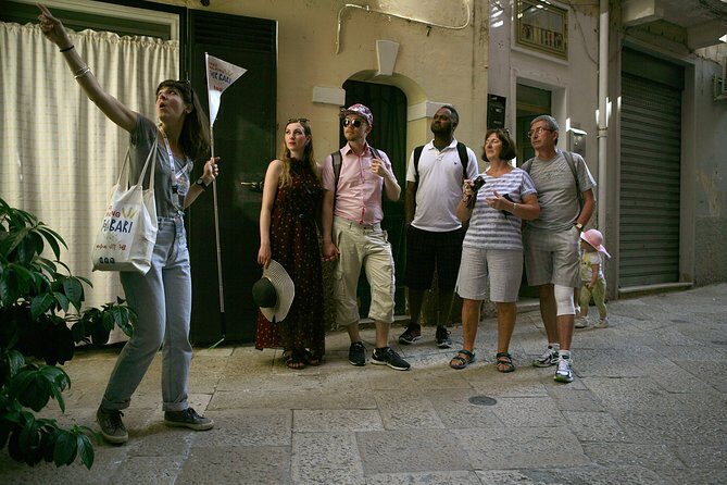 Bari Vecchia Group Tour in Italian - Muraglia di Bari Vecchia: the quick wall walk with sea-view payoff