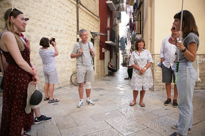 Bari Vecchia Group Tour in Italian - Price and value: what $20.85 buys you in real terms