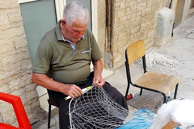 Bari Walk Through History - Arco Basso and Strada delle Orecchiette: pasta-making as a living scene