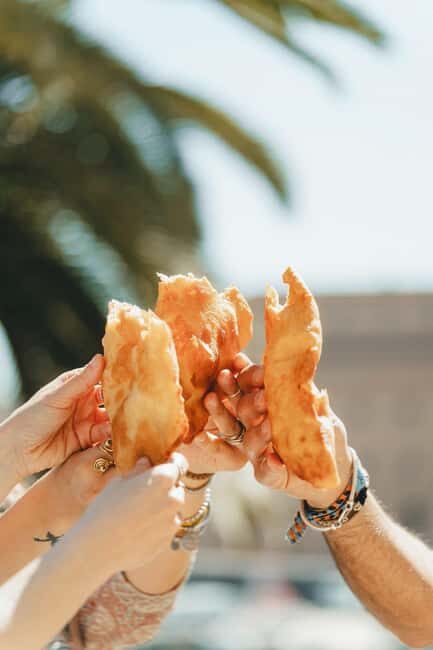Bari: Walking Street Food Tour - The Fried Street-Food Corner: Panzerotti vs. Sgagliozze