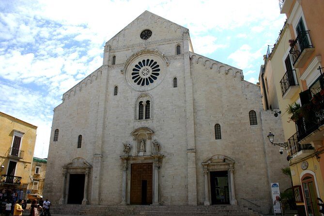 Bari Walking tour in small group - Muraglia di Bari Vecchia: Walking the 16th-Century Walls