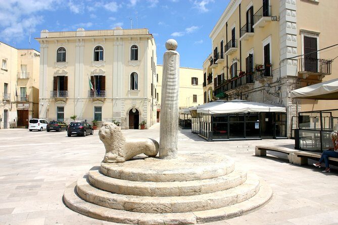 Bari Walking tour in small group - Guide Style and Pacing: Why People Rate This So High
