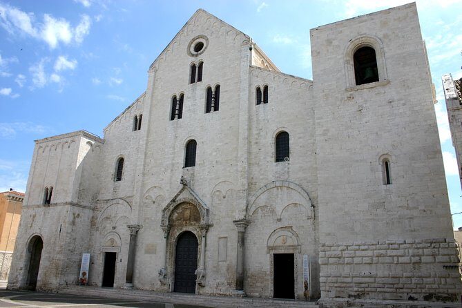 Bari Walking tour in small group - What to Bring and How to Plan Your Day Around It