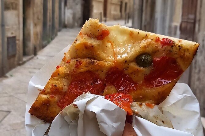 Bari’s Ultimate Street Food Tour - Small Group by Do Eat Better - Entering Bari Vecchia from Piazza dell’Odegitria