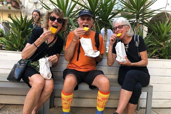Bari’s Ultimate Street Food Tour - Small Group by Do Eat Better - Corso Vittorio Emanuele II and the octopus sandwich