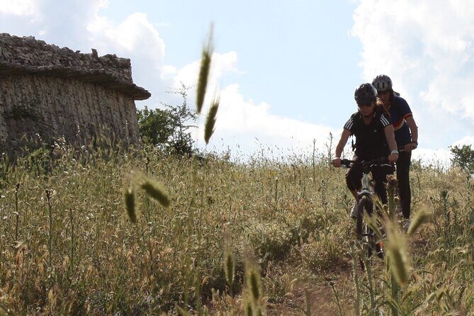 Bike Tour into the nature around Castel del Monte - Why Alta Murgia Cycling Beats a Quick Castel del Monte Stop