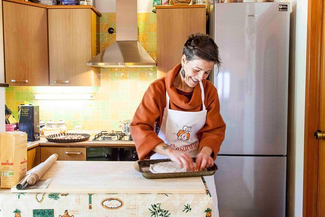Cesarine: Home Cooking Class & Meal with a Local in Bari - The Wine and Meal Moment: Eating What You Make