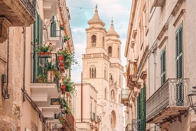 Day tour by car and on foot among the Apulian beauties of Matera - Value and comfort: why the price can make sense for the right traveler