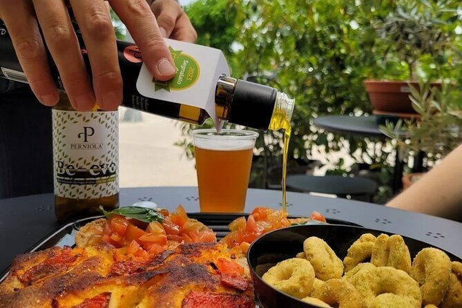 Olive Oil Private Tour and Extra Virgin Olive Oil Tasting in Altamura - Taste-to-table pairing at the Apulian aperitif