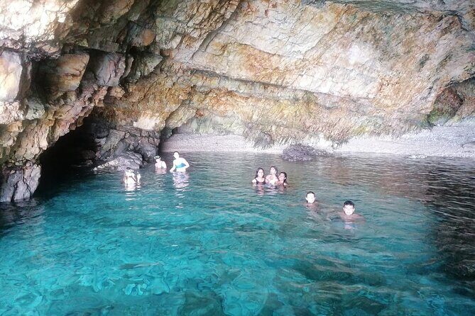 Polignano a Mare: Boat Tour of the Caves - Small Group - Bourbon-era panorama built on Via Traiana: why this stop is worth slowing down