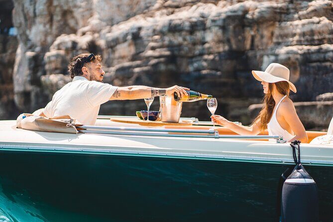 Polignano a Mare: Private Boat Tour with Champagne - 2 hours - Grotta Azzurra (Blue Grotto): the best light show without the entry