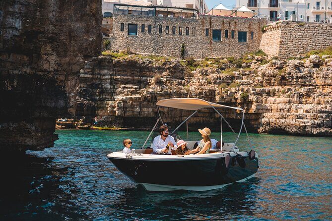 Polignano a Mare: Private Boat Tour with Champagne - 2 hours - Scoglio dell’Eremita, Grotta delle Rondinelle, and Lama Monachile: the sea-cove sequence
