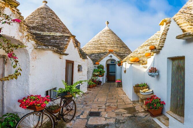 Tour di Alberobello & Guida a Matera, from bari - Key things to know before you go