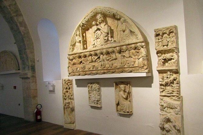 Tour of the fortifications of Bari: the defenses of the city and their history - Strada delle Orecchiette and Arco Basso: food as living history