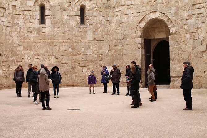 Walking tour Castel del Monte Unesco site - Photo stops with real viewpoints over Murgia and the coast